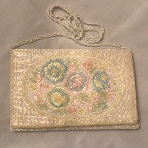 White Elegant Glass Bead Evening Bag